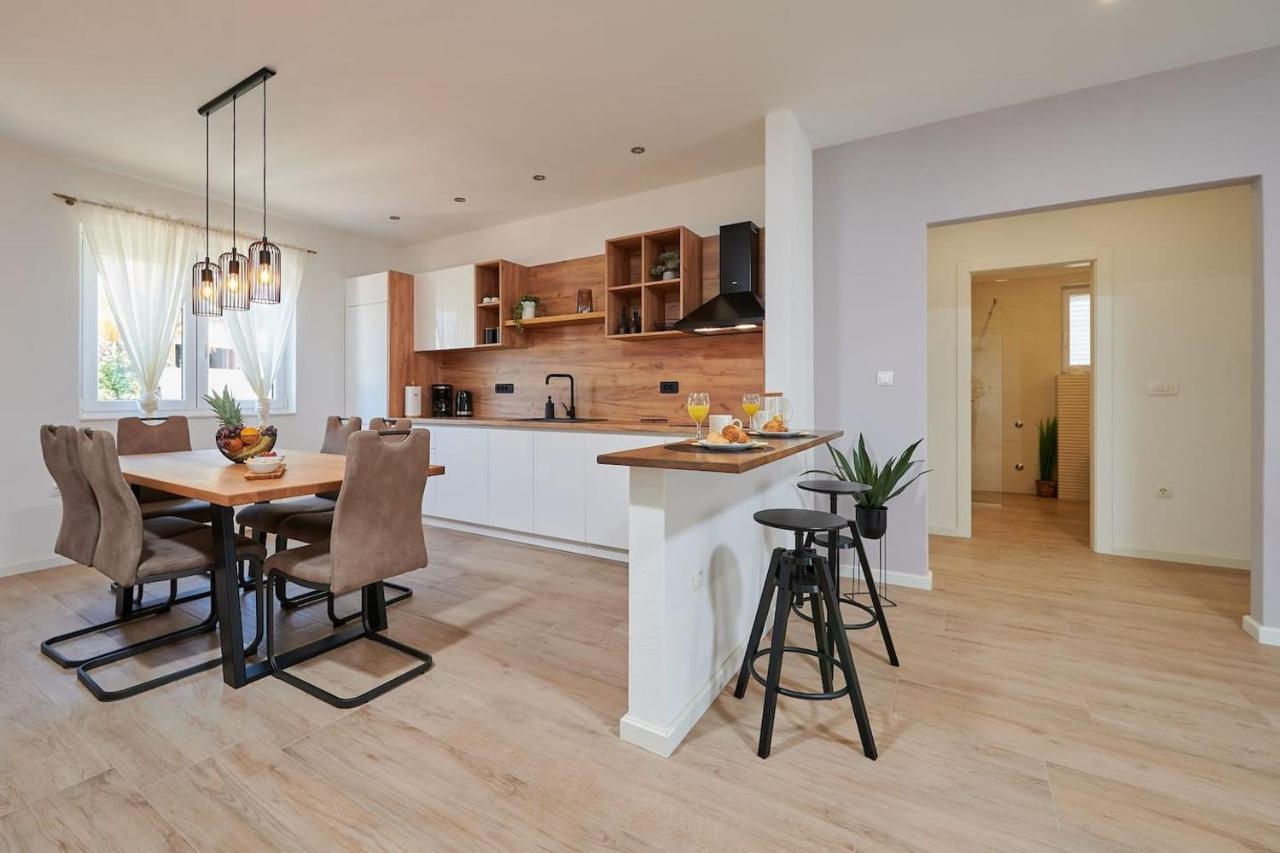 Apartman Babalui 特罗吉尔 外观 照片